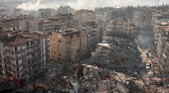 Britania dërgon ekspertë në Turqi për të vlerësuar dëmet e tërmeteve
