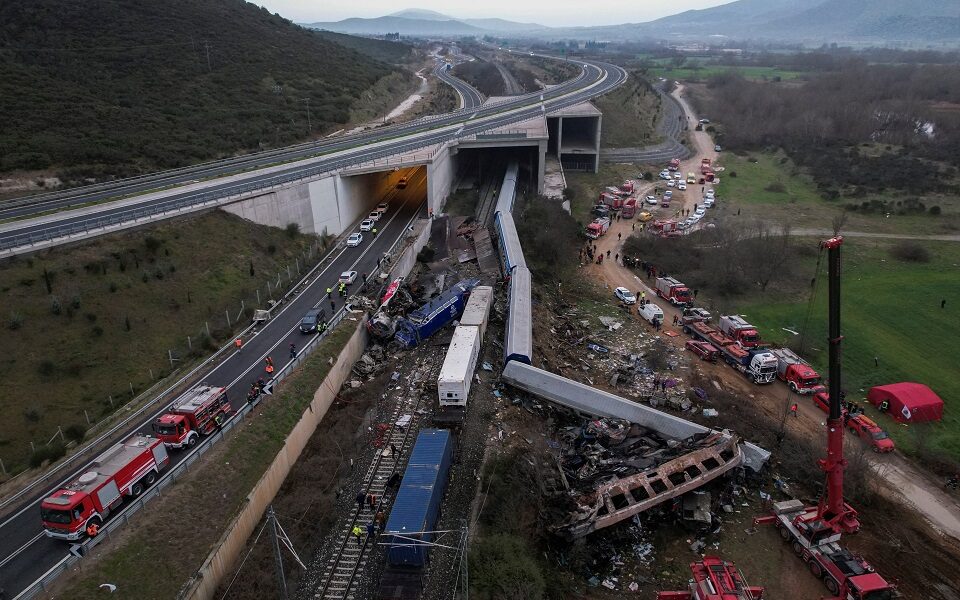 Përplasja e trenave në Greqi, shkon në 36 numri i viktimave, 85 të plagosur