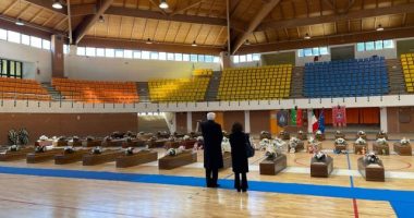 Fundosja e anijes me emigrantë, presidenti italian homazhe viktimave të tragjedisë