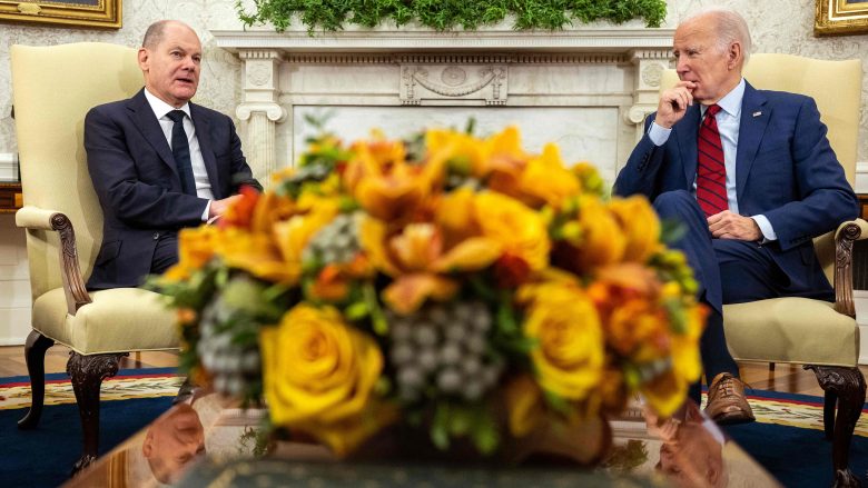 Joe Biden “zbulon” rolin e Gjermanisë në luftën e Ukrainës