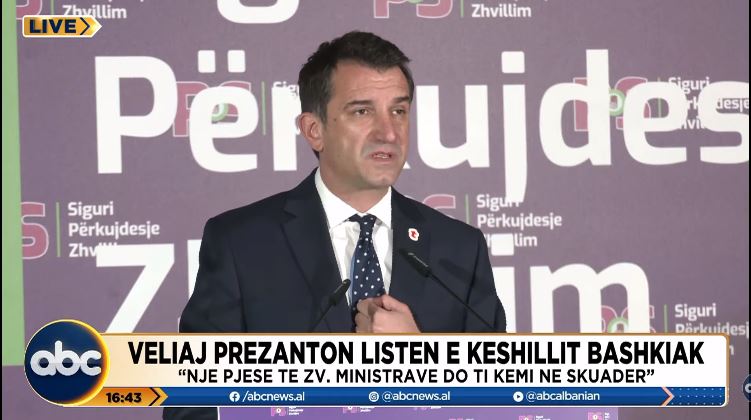 “Lokalet”/ PS dorëzon listën e kandidatëve për Këshillin Bashkiak në Tiranë