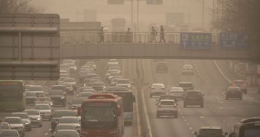 Stuhia e rërës godet Kinën, përkeqësohet ndotja e ajrit