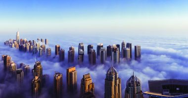 Shtrenjtimi i kryeqytetit, të pasurit “braktisin” Tiranën, blejnë prona në Dubai, Mal të Zi, Greqi