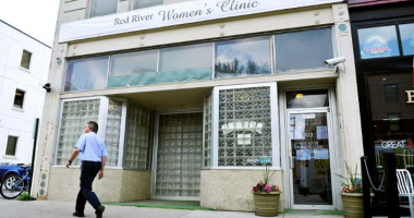 Gjykata e Lartë e Dakotës së Veriut merr vendimin, lejon të drejtën e abortit