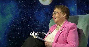 “Jetoj për fëmijët e mi”, Adelina Mamaqi shpërthen në lot dhe zbulon gabimin më të madh të jetës