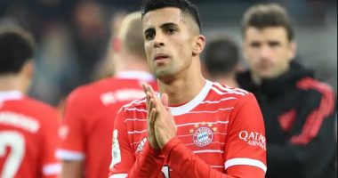 Mendes kontakton Barcelonën për Cancelon