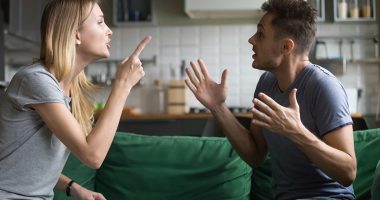 Terapisti shpjegon se si ta mbroni lidhjen nga tradhtia, këto janë gabimet që bëjnë çiftet