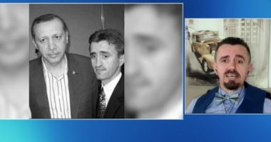 Përkthyesi shqiptar i Erdoganit, kush është shkodrani që ju bë rival politik: Ika nga Shqipëria në ‘97