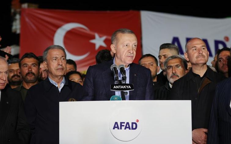 Erdogan: Numri i viktimave nga tërmetet shkatërrimtare ka arritur në 48 mijë