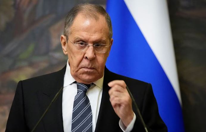 Lavrov: Vendimet e G7 synojnë frenimin e Kinës dhe Rusisë