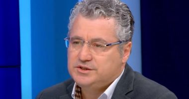 Po nuk ikën do bjerë dhe Hasi