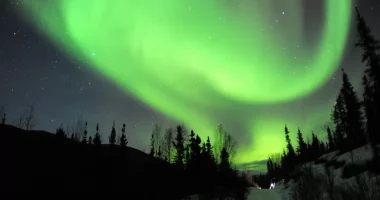 Nga Amerika në Evropë, “Dritat e Veriut” dhurojnë spektakël në dy kontinentet