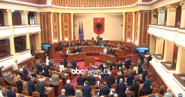 Pesë “heronjtë” e “14 majit”/ Ikën Beci, por mund të rikthehet Beqaj. Lënë mandatin për Bashkitë