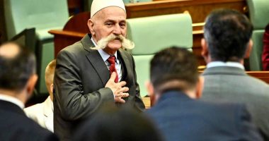 Jashari-deputetëve: Të jeni të një gjuhe që të ndahemi njëherë e përgjithmonë nga Serbia
