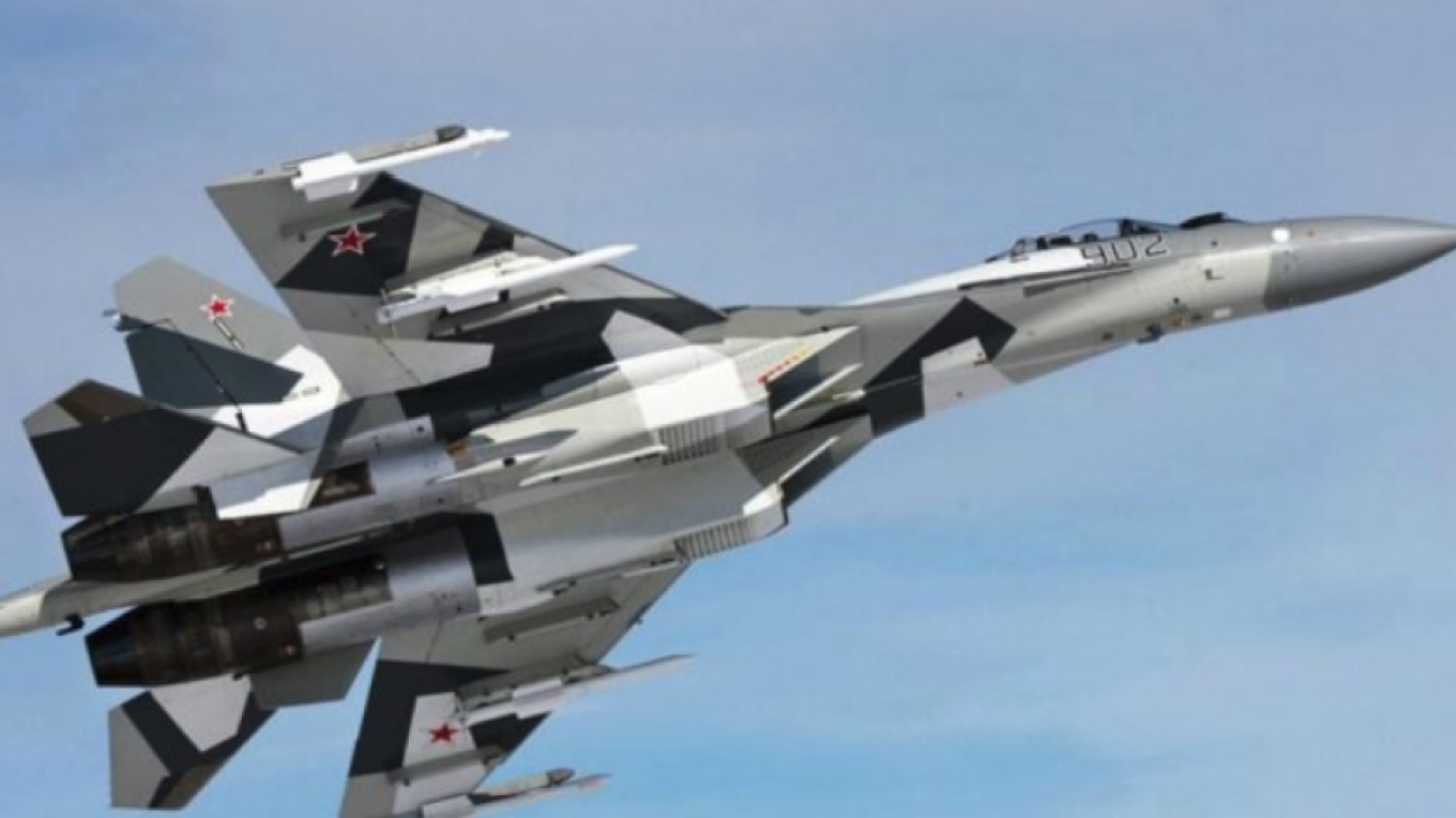 Irani planifikon të blejë avionë luftarakë Su-35 nga Rusia