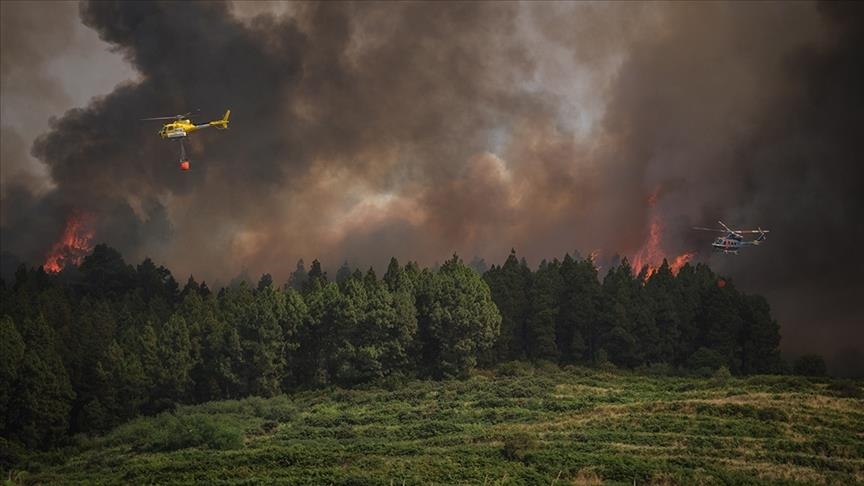 Zjarri “kaplon” pyjet në Spanjë, evakuohen qindra persona