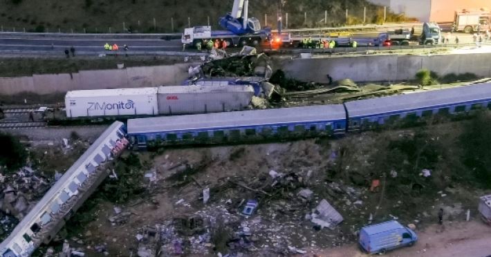 Gabimi fatal, studenti grek ngatërroi biletën dhe hipi në trenin e aksidentuar