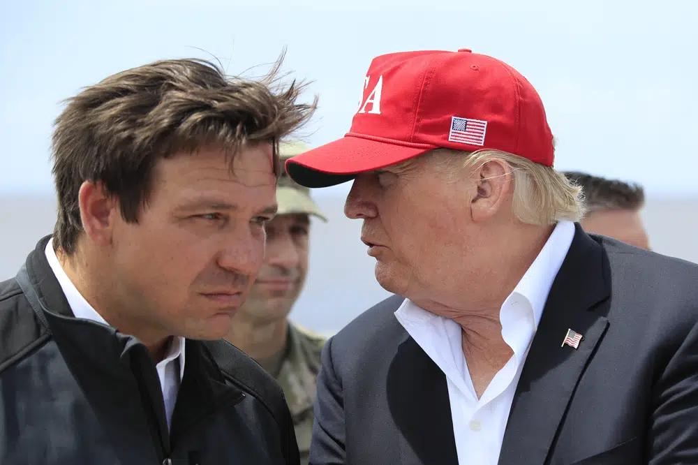 Aleatët e Trump depozitojnë ankesë etike kundër guvernatorit DeSantis