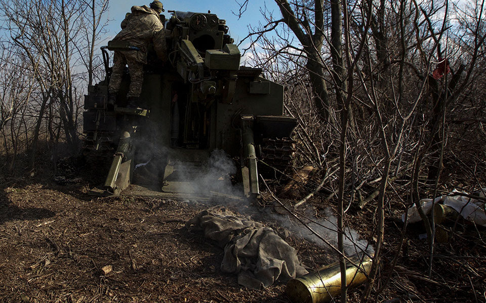 Rusia dhe Ukraina shkëmbejnë dhjetëra robër lufte