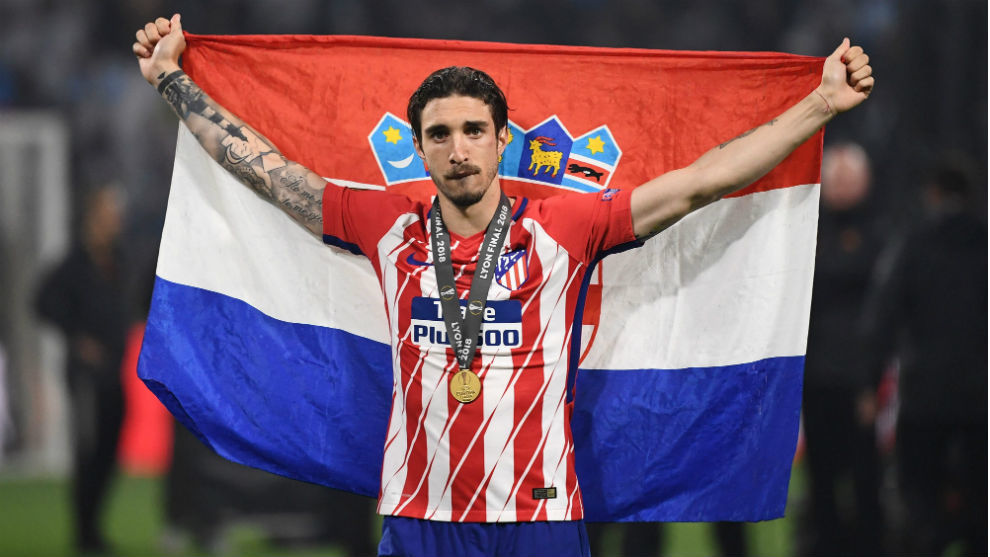 Lojtari kroat Vrsaljko tërhiqet nga futbolli në moshën 31-vjeçare