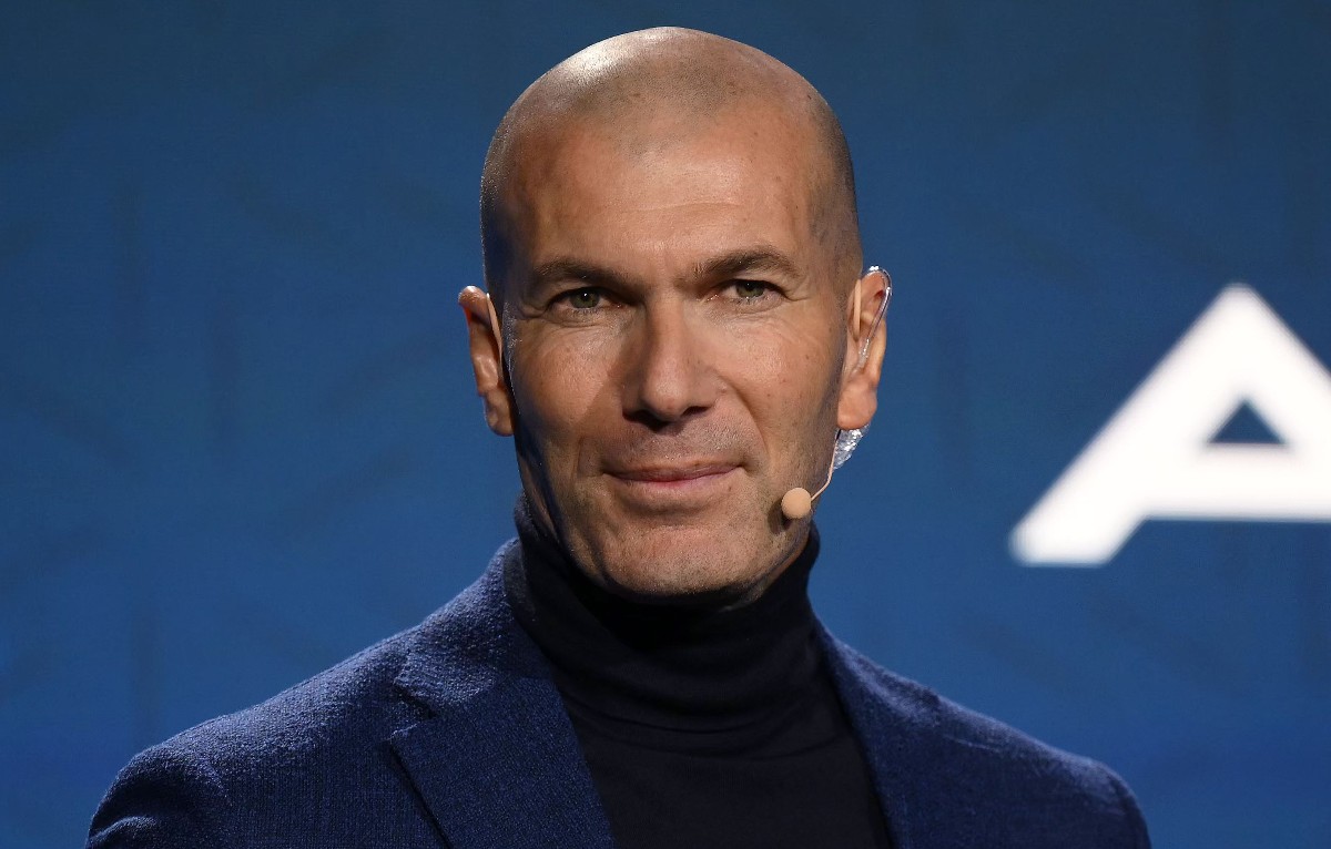 Zidane ka folur për të ardhmen e tij dhe paralajmëron rikthimin në stol