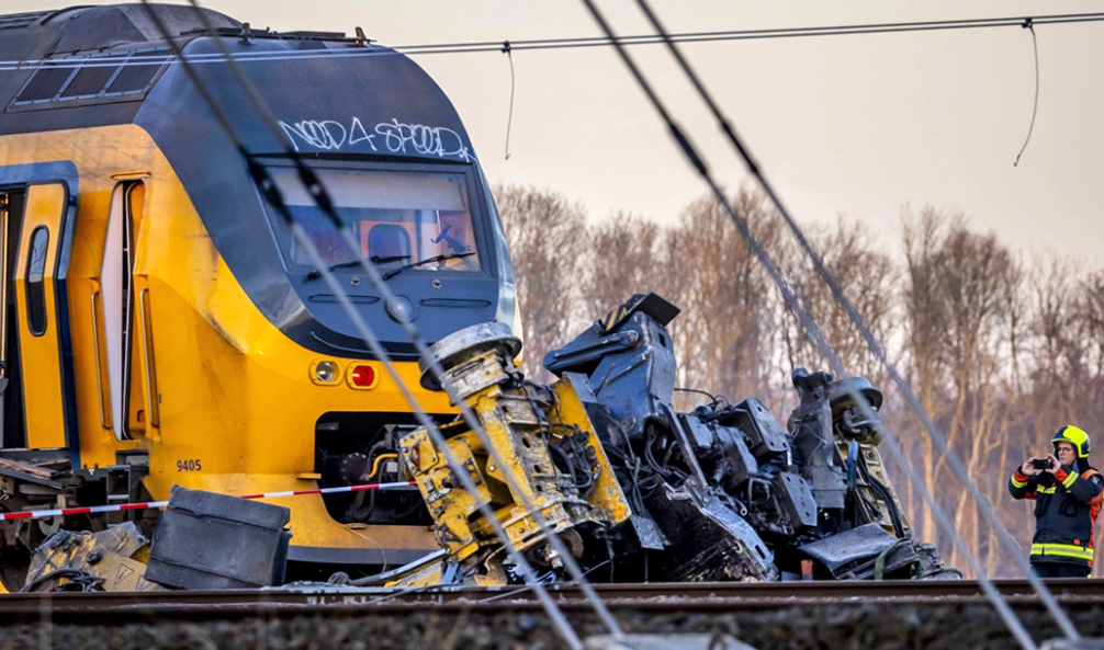 Aksidenti tragjik në Holandë, dëshmitë e pasagjerëve: Ishte si një film, ndjemë një goditje të fortë