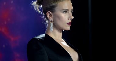 Scarlett Johansson përdori për herë të parë në jetë rrjetet sociale nga celulari i nënës