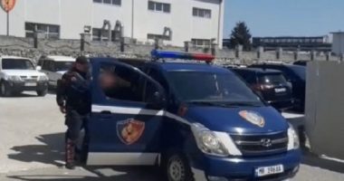 Armë zjarri dhe sasi fishekësh pa leje, arrestohet 64-vjeçari në Krujë