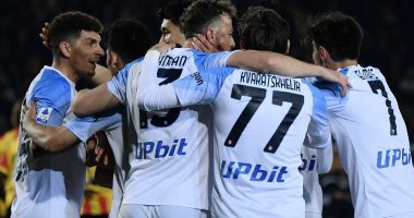 VIDEO/ Napoli pranë titullit kampion, djemtë e Spallettit tregojnë “dhëmbët” para çerek-finales