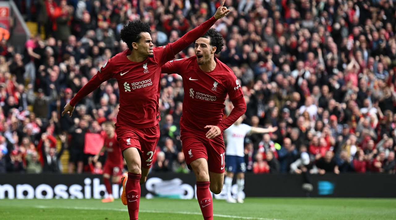 Plot 7 gola, Liverpool triumfon në limit ndaj Tottenham