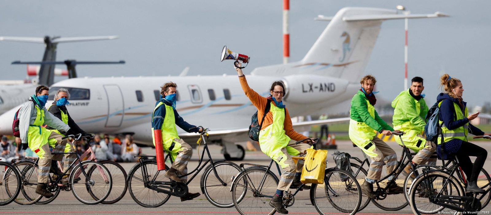 Amsterdami ndalon avionët privatë dhe fluturimet e natës