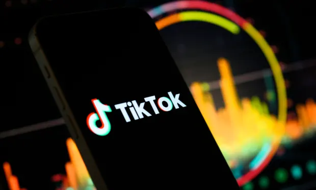 Australia ndalon përdorimin e TikTok në pajisjet qeveritare