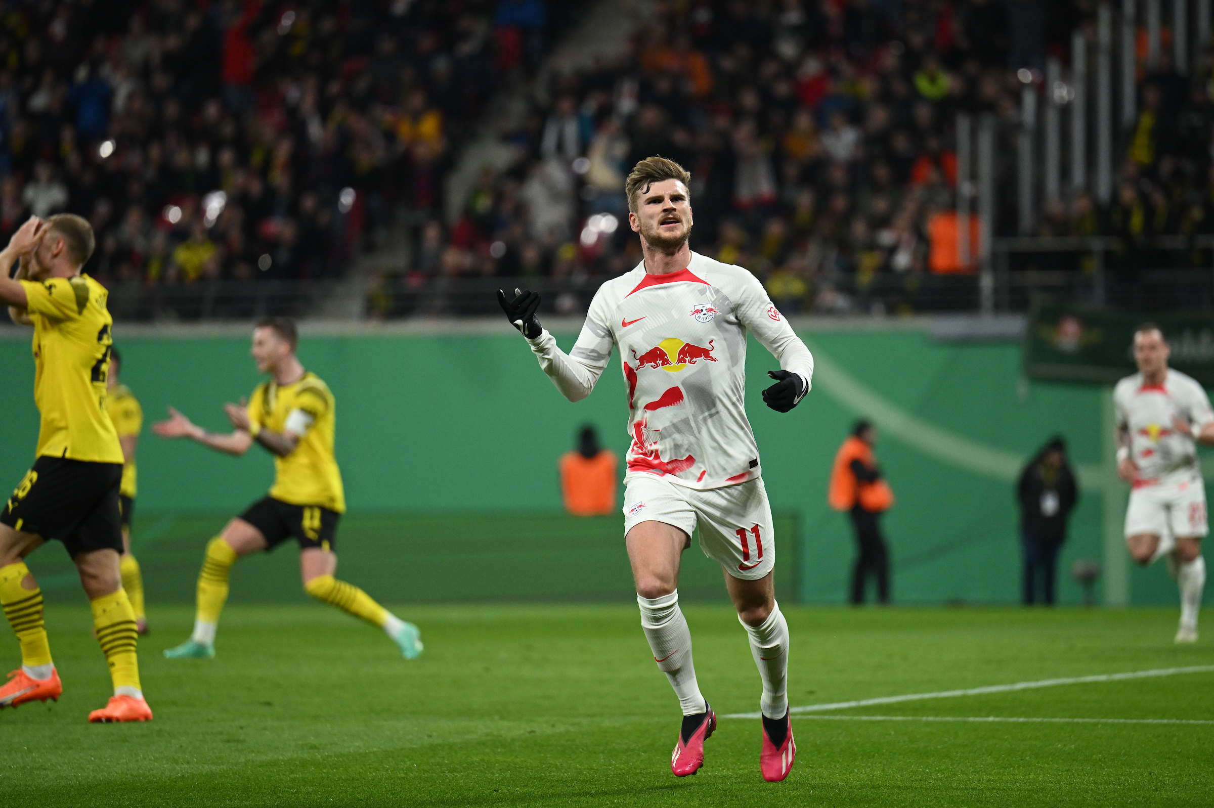 VIDEO/ Leipzig merr avantazhin, Timo Werner ndëshkon “verdhezinjtë”