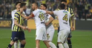 VIDEO/ “Shqiponjat” protagonistë në Turqi, ish-dyshja e Kukësit trondit “gjigandët” e Fenerbahce