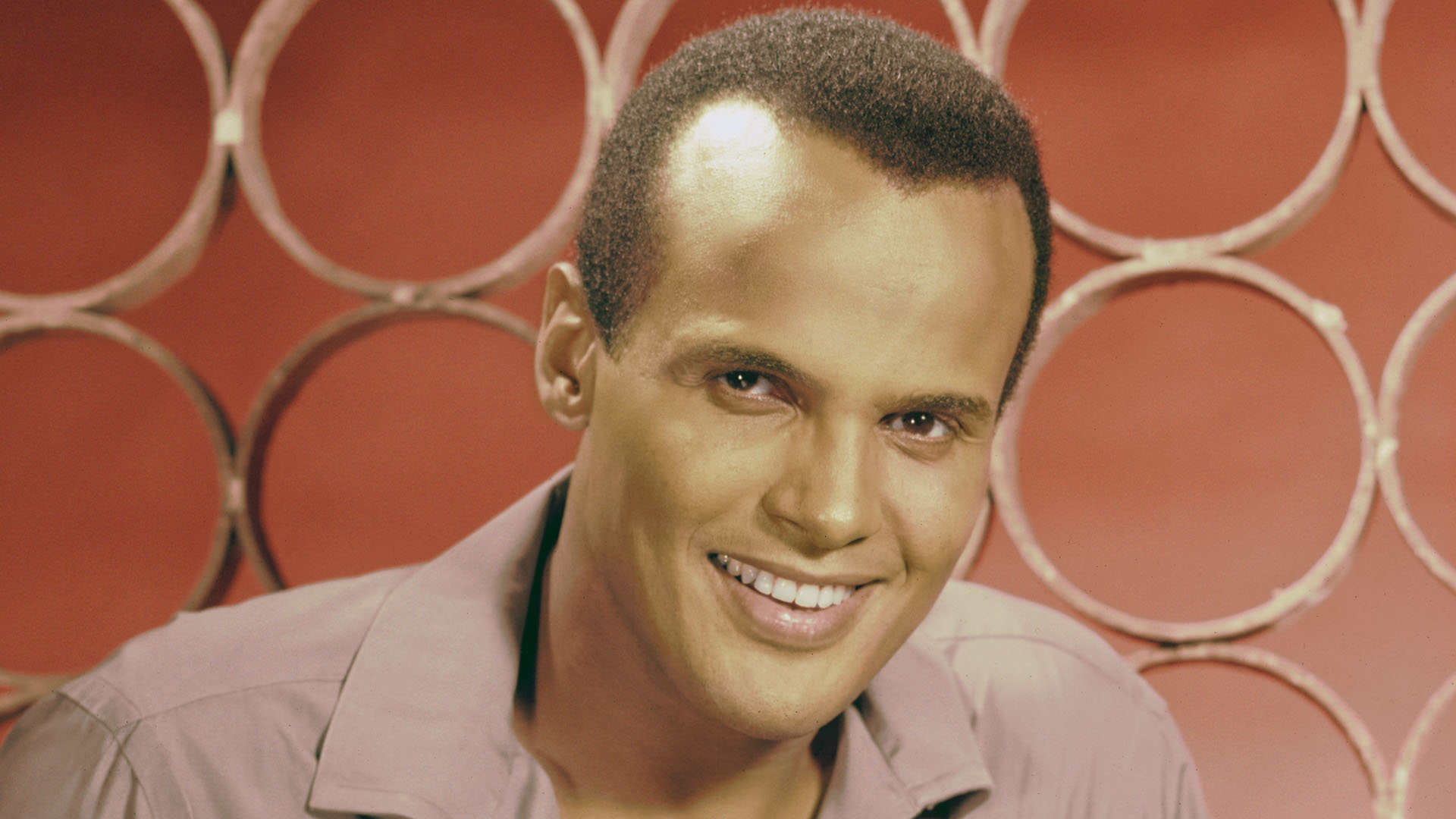 Ndahet nga jeta në moshën 96-vjeçare Harry Belafonte 