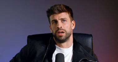Pique i befason të gjithë: Xavi nuk largohet nga Barcelona