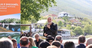 Shirokë/ Projekti për ndërtimin e tre moleve, kryeministri inspekton në terren