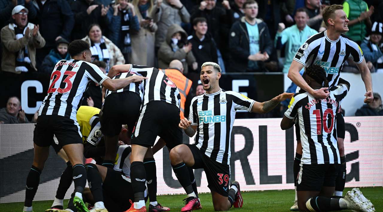 VIDEO/ Newcastle merr “hak” për finalen e “Carabao Cup”, “djajtë e kuq” dështojnë në transfertën e “magpies”