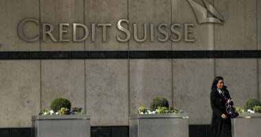 Credit Suisse humbi 68 miliardë dollarë në tremujorin e parë