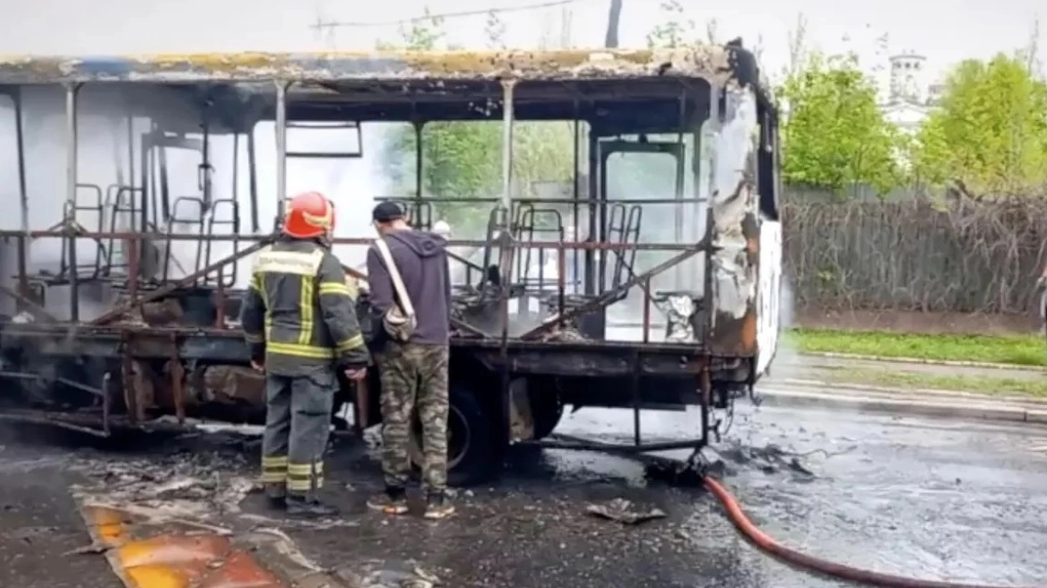 Sulm në rajonin e Donetskut, raportohet për 7 të vrarë dhe 10 të plagosur