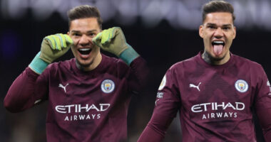 VIDEO/ Enderson tallet me tifozët e Arsenalit, gjesti i tij bëhet viral