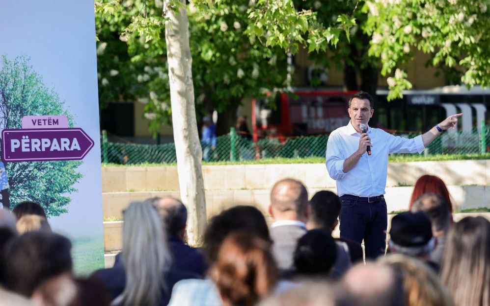 Veliaj kërkon votën e demokratëve: Bashkohuni me ne ta çojmë Tiranën përpara!