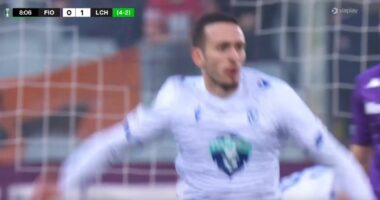 VIDEO/ Fiorentina e nis keq, polakët ndëshkojnë “violët” në “Artemio Franchi”