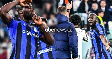 VIDEO/ Sh&euml;noi dhe festoi me stilin &ldquo;stop racizmit&rdquo;, kartoni i kuq i Lukakut ndez debate n&euml; Itali