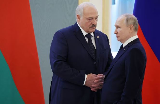 Kremlini: Putin dhe Lukashenko nuk diskutuan për vendosjen e armëve bërthamore në Bjellorusi