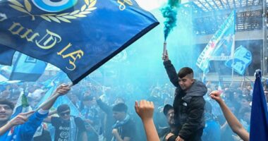 Digjet qyteti, në Napoli nis festa e titullit