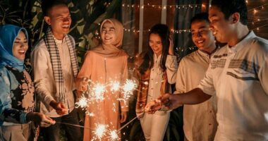 Rreth dy miliardë myslimanë në botë festojnë sot Fiter Bajramin