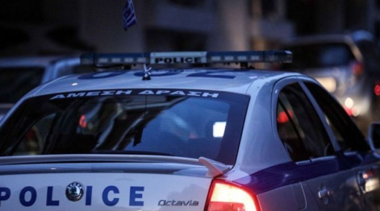 Gruaja gjen zarfin me 17 mijë euro në rrugë dhe e dorëzon në polici
