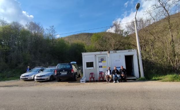 Mbyllen zgjedhjet në veri të Kosovës/ Serbët bojkotuan zgjedhjet, pjesëmarrje e ulët edhe nga shqiptarët