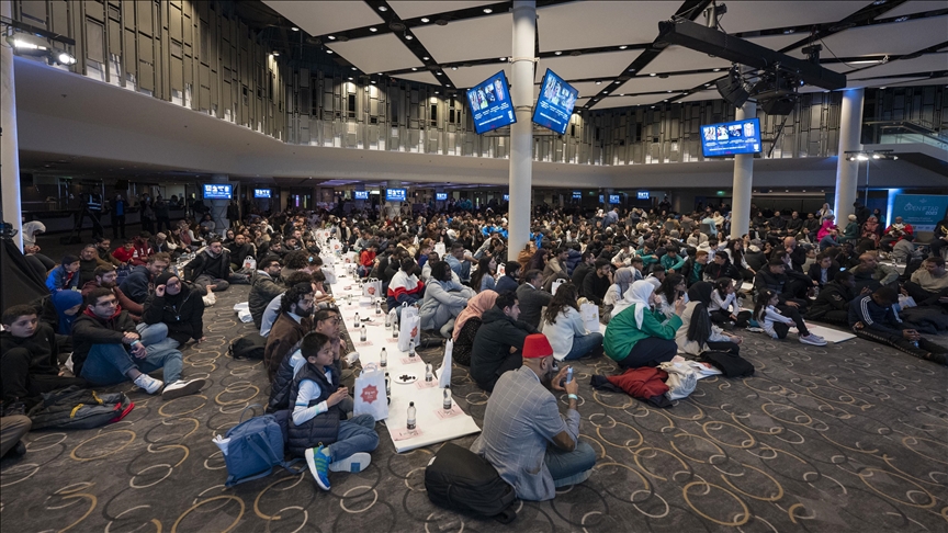 Britani e Madhe, shtrohet iftar në stadiumin “Wembley” në Londër